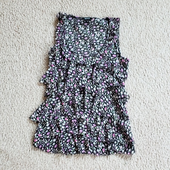 Pretty Express Lightweight Tiered Ruffles Floral Black Tank Top - Picture 3 of 10